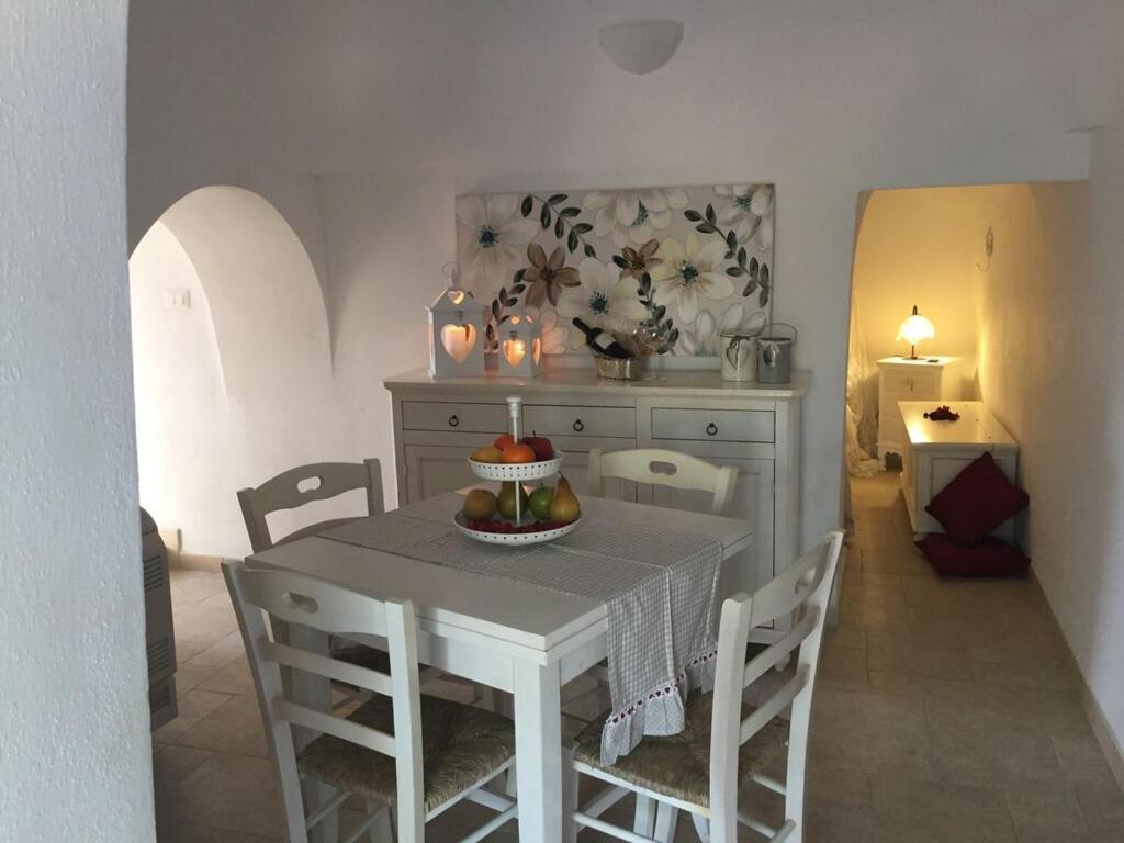 Chateaux Des Trulli San Michele Salentino Εξωτερικό φωτογραφία