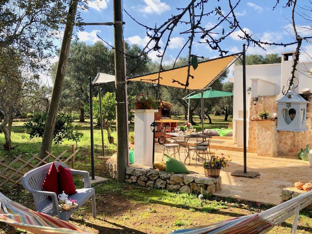 Chateaux Des Trulli San Michele Salentino Εξωτερικό φωτογραφία